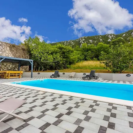 In 39440 * Bribir (Primorje-Gorski Kotar)